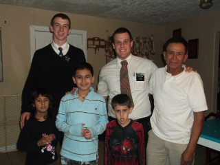 Francisco Santa Cruz and his family